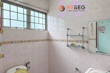 Taman Tepi Sungai ( Taman Teluk Pulai Indah )