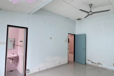 Taman Tepi Sungai ( Taman Teluk Pulai Indah )