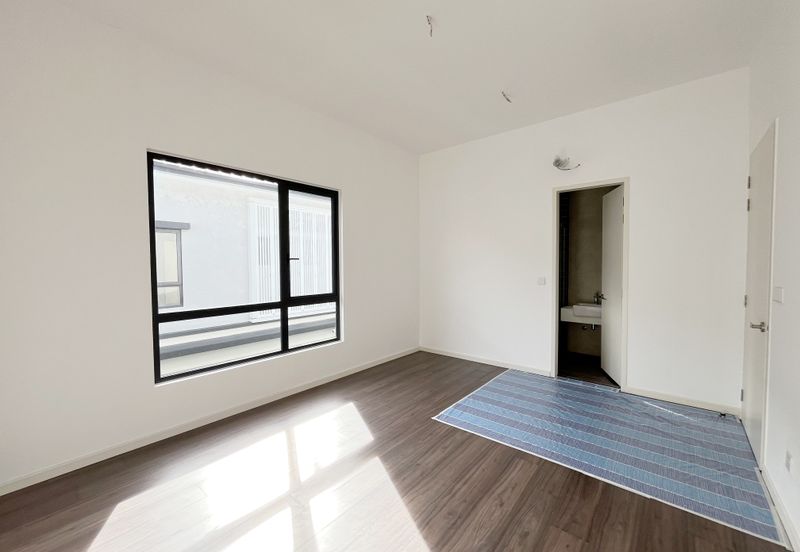 Freesia Residences @ Tropicana Aman