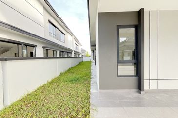 Freesia Residences @ Tropicana Aman