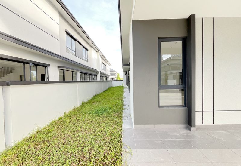 Freesia Residences @ Tropicana Aman