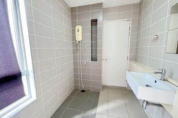 Arahsia Residences, Tropicana Aman