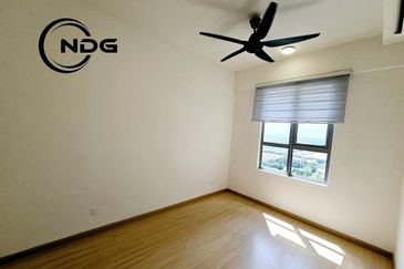 Gravit8 @ Klang South