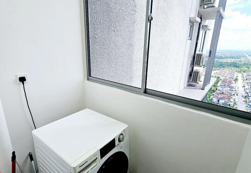 Gravit8 @ Klang South