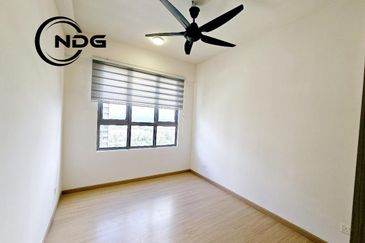 Gravit8 @ Klang South