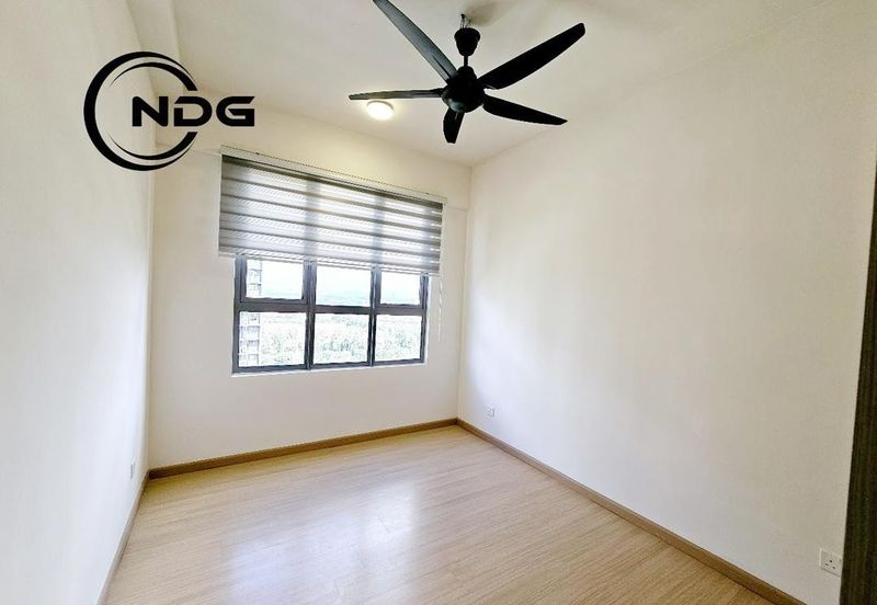 Gravit8 @ Klang South