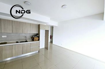 Gravit8 @ Klang South