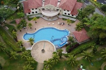 Eden Seaview Condominium