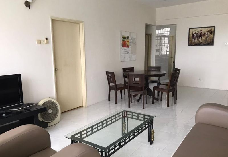 Eden Seaview Condominium