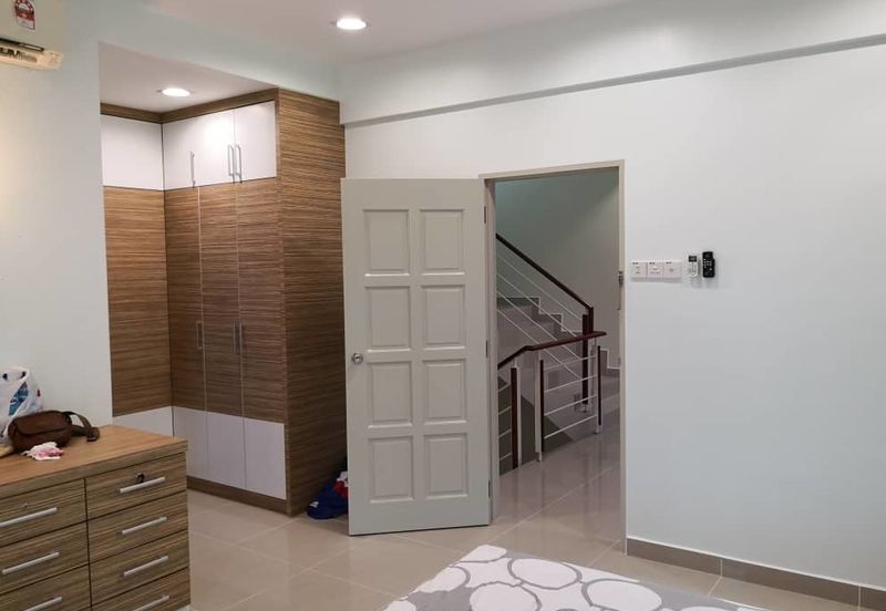 Beverly Hill must buy ONLY RM 1.3 mil