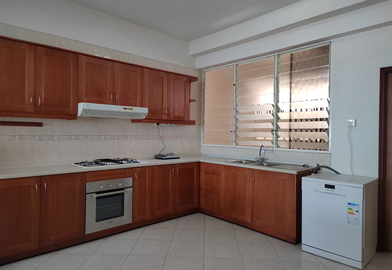 Gurney Beach Resort Condominium