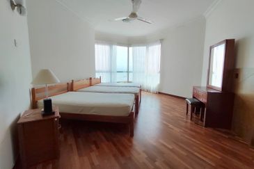 Gurney Beach Resort Condominium