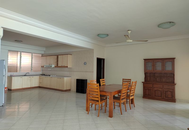 Gurney Beach Resort Condominium