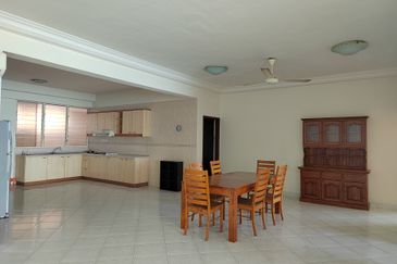 Gurney Beach Resort Condominium