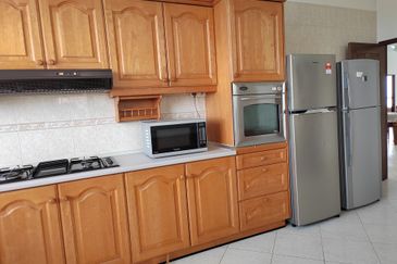 Gurney Beach Resort Condominium