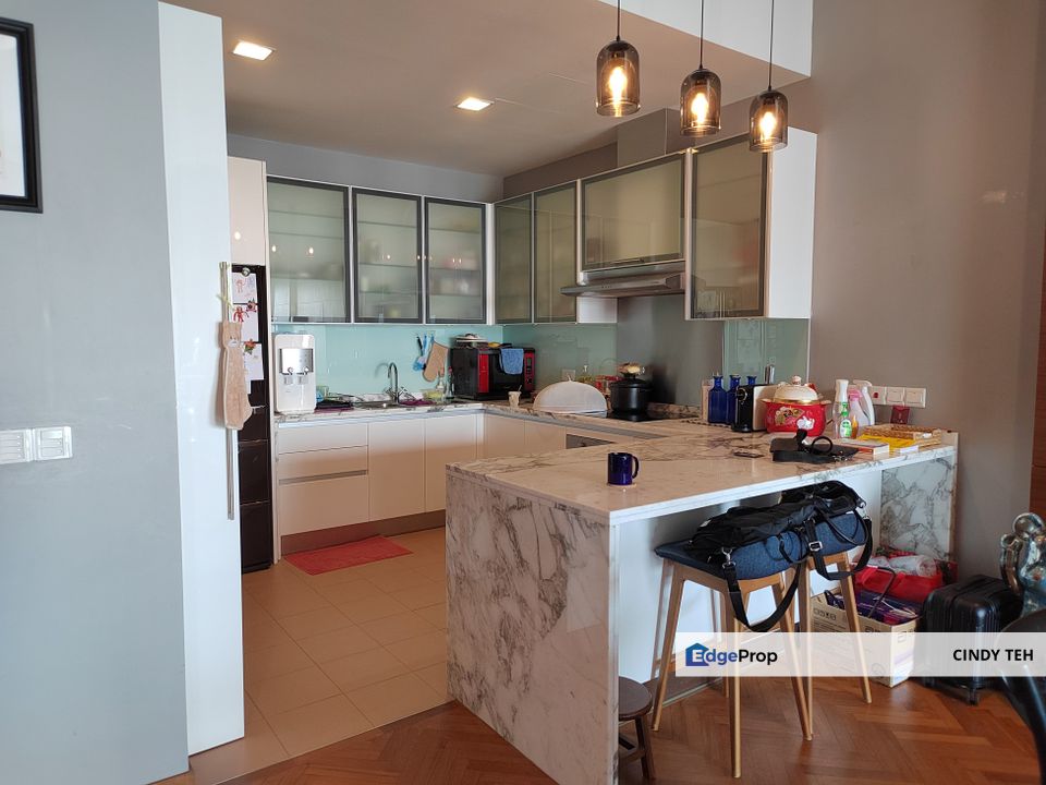 Good seaview renovated Straits Quay unit, Penang, Tanjung Tokong