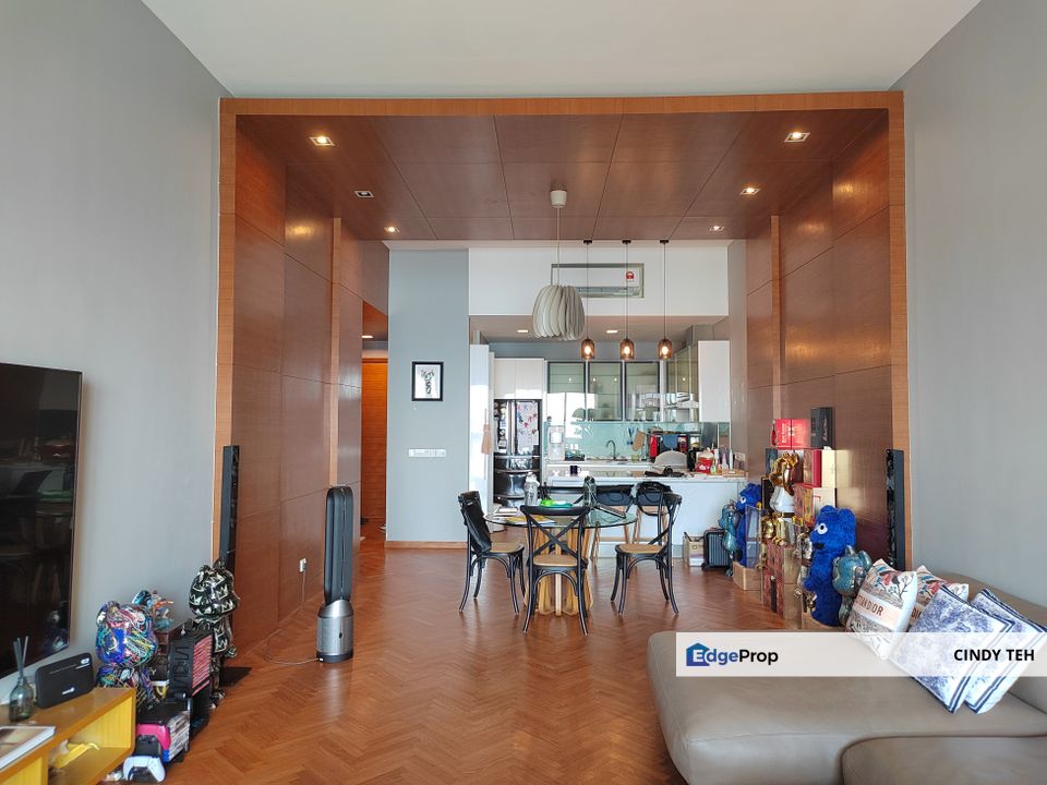 Good seaview renovated Straits Quay unit, Penang, Tanjung Tokong