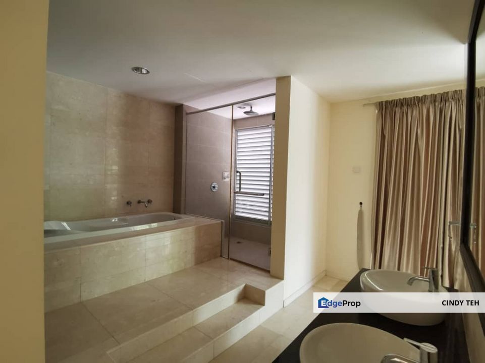 Tropika Ferringhi Semi-D | 6 Bedrooms | 4,050 sqft Built-Up | Renovated, Penang, Batu Ferringhi