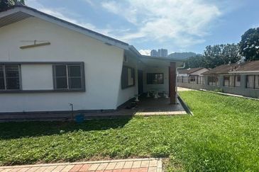 Spacious Bungalow for Rent @ Jalan Geh Chong Keat, Tanjung Bungah 