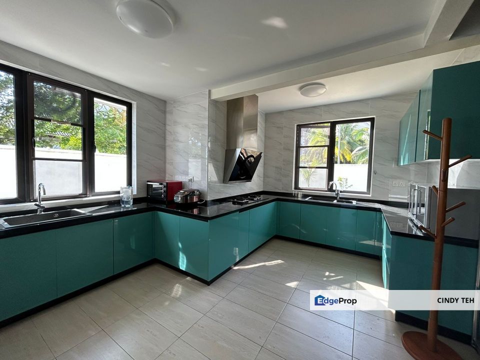 Fully Renovated Ferringhi Villa | 2.5-Storey Bungalow, Penang, Batu Ferringhi