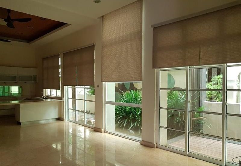 MUST BUY JESSELTON BUNGALOW