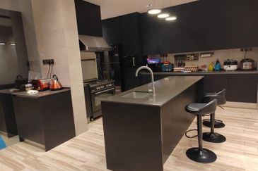 Must buy Nineten Permai Garden Tjg Bungah 