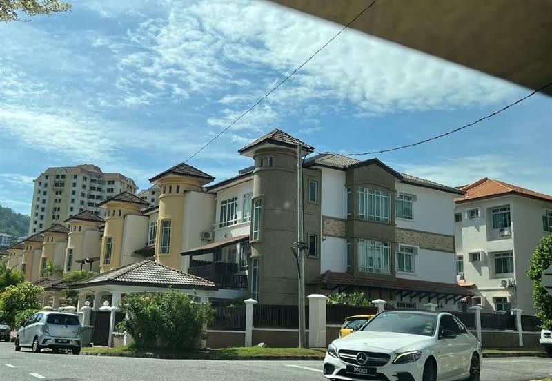 Best corner unit Hillview Garden Tanjung Bungah 