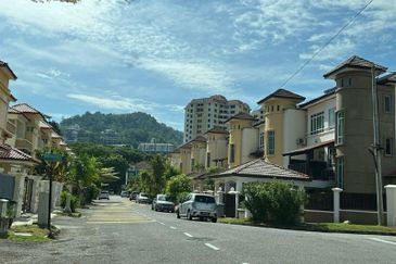 Best corner unit Hillview Garden Tanjung Bungah 