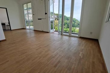 Best buy Hilltop Villa Batu Ferringhi 