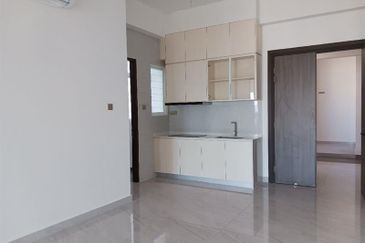 Must  buy seaview Codrington Residence 