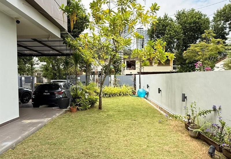 Best Lembah Permai semi detached 