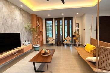 Best Lembah Permai semi detached 