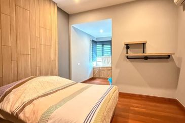 Best Lembah Permai semi detached 