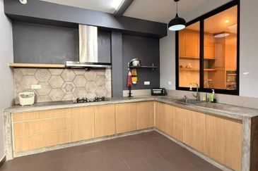 Best Lembah Permai semi detached 