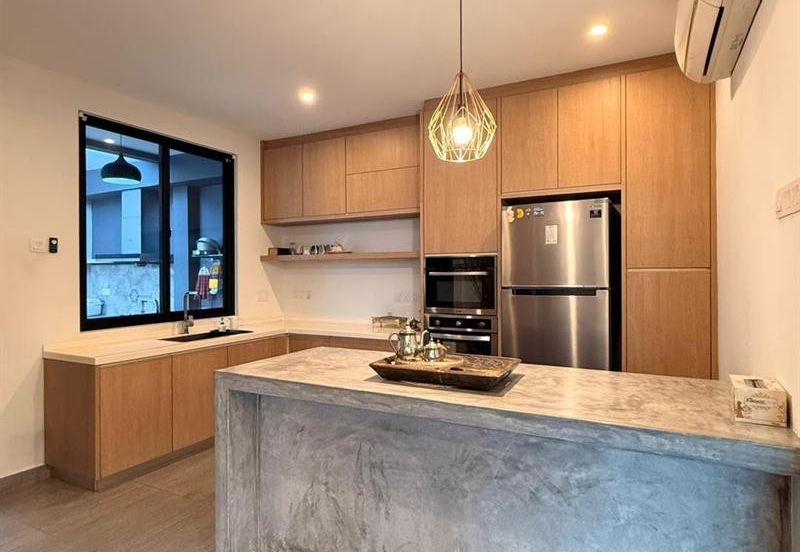 Best Lembah Permai semi detached 