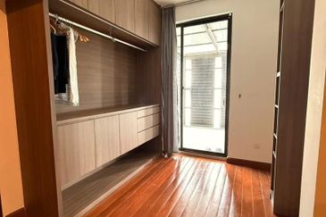 Best Lembah Permai semi detached 