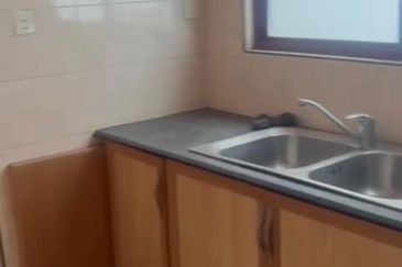 Must buy Marina Bay duplex Tjg Tokong 