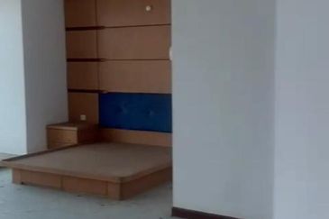 Must buy Marina Bay duplex Tjg Tokong 