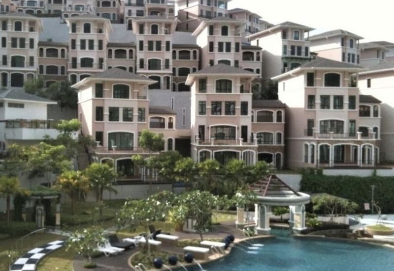 Moonlight Bay CondoVilla