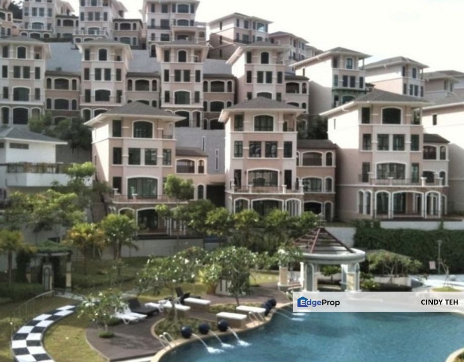 Must grab seaview Moonlight Bay CondoVilla , Penang, Batu Ferringhi