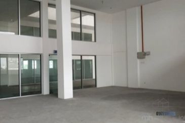 Must rent Georgetown commercial building 