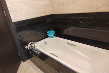 Jalan Seri Tanjung Pinang 