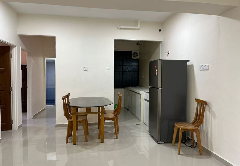 Midlands Condominium