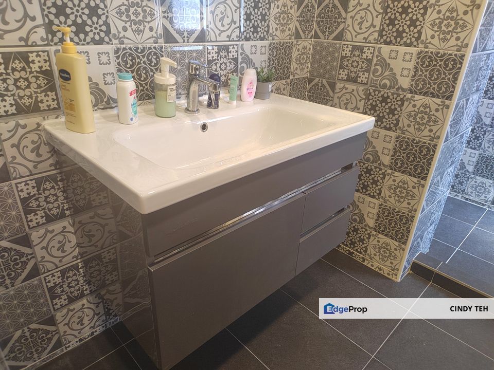 Best rent Mar Vista Fully renovated and furnished , Penang, Batu Ferringhi