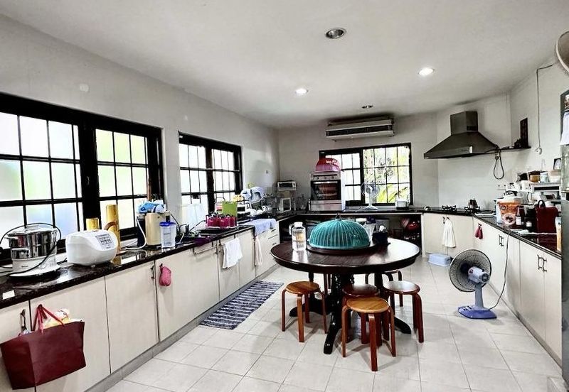 Best bungalow Pulau Tikus for sale