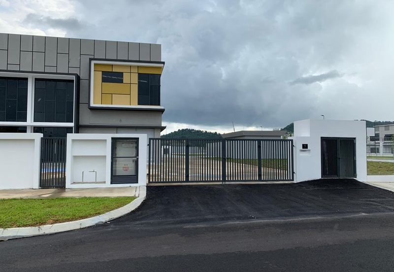 Eco Business Park V Corner lot semi-D factory