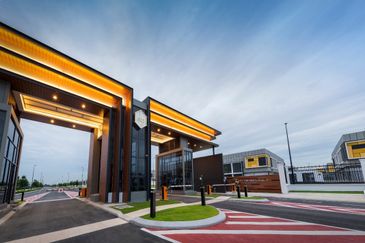 Eco Business Park V Corner lot semi-D factory