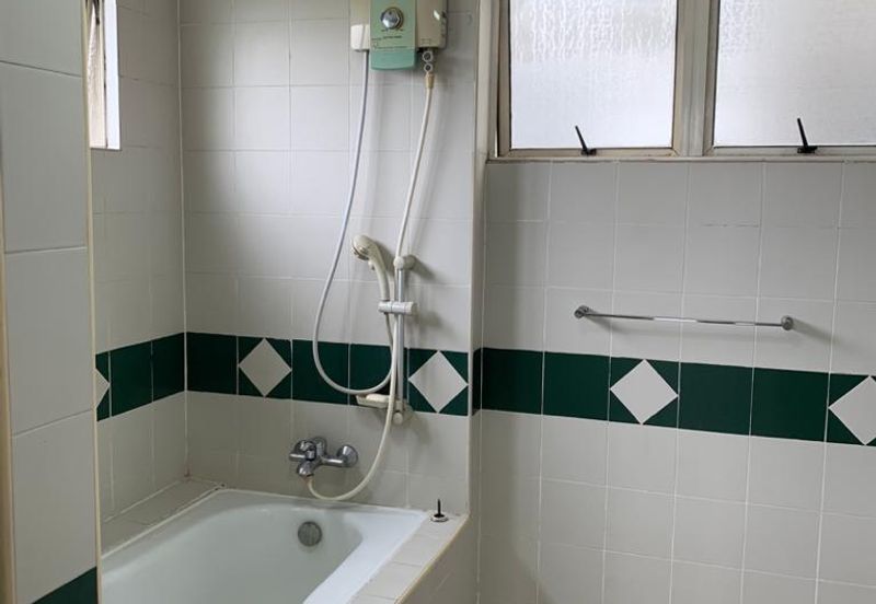 Bungaraya Kondominium, Saujana Subang