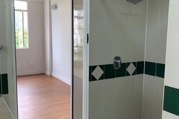 Bungaraya Kondominium, Saujana Subang