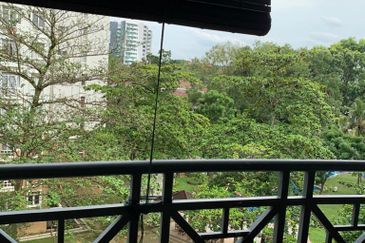 Bungaraya Kondominium, Saujana Subang